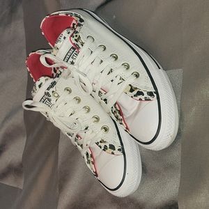 Leopard & White Coverse Low Size 8 Women